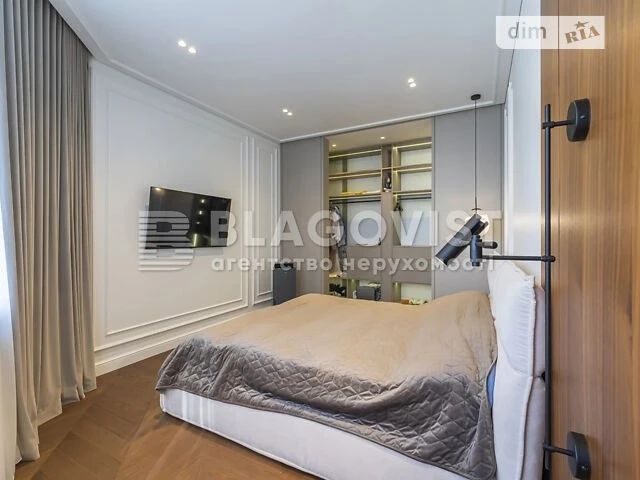 Продаж 3к квартири 102 кв. м на вул. Генерала Шаповала 2 • I