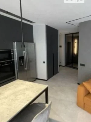 Продаж 3к квартири 78 кв. м на вул. Митрополита Василя Липкі