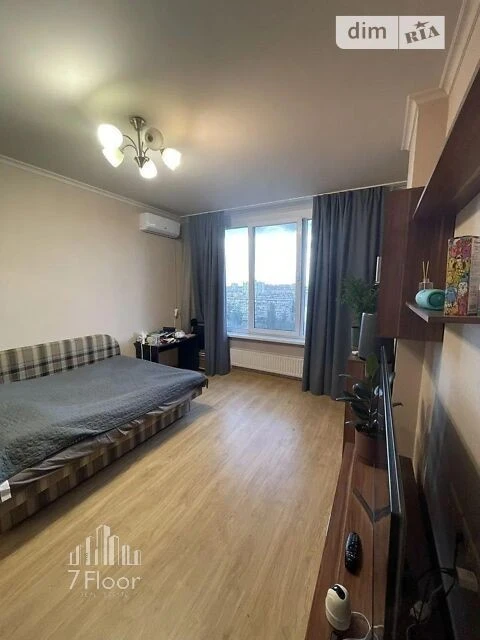 Продаж 1к квартири 36 кв. м на вул. Богатирська 6А • ID 3484