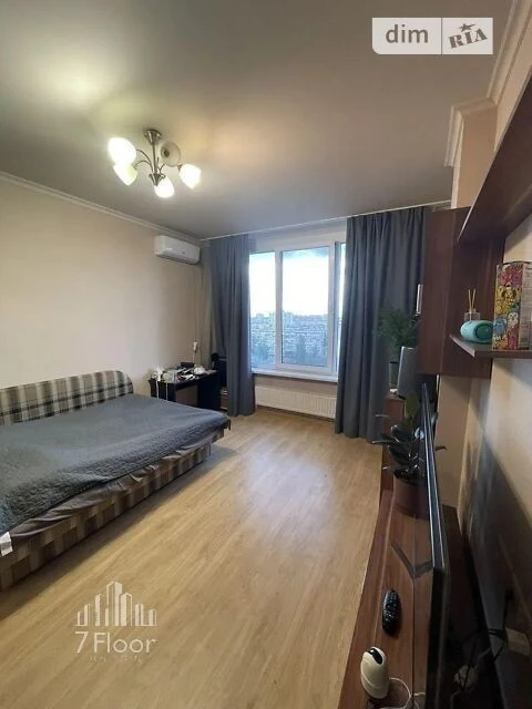 Продаж 1к квартири 36 кв. м на вул. Богатирська 6А • ID 3484