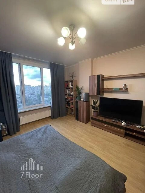 Продаж 1к квартири 36 кв. м на вул. Богатирська 6А • ID 3484