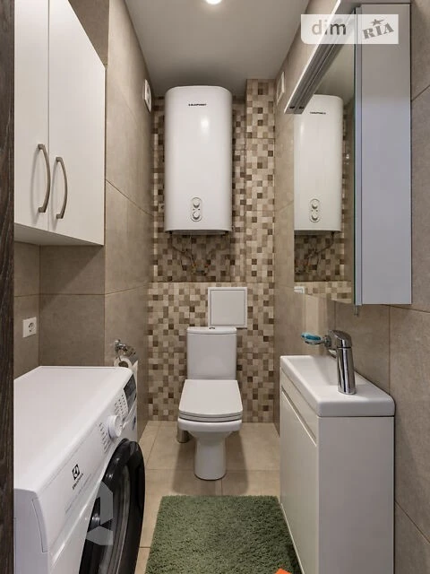 Продаж 2к квартири 70.6 кв. м на вул. Драгоманова 2 • ID 348