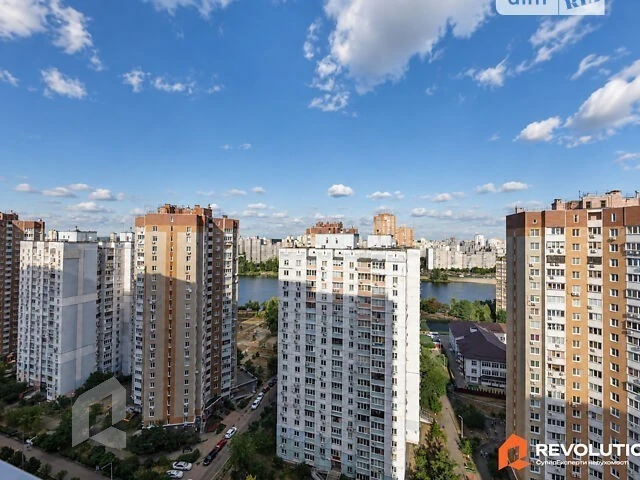 Продаж 2к квартири 70.6 кв. м на вул. Драгоманова 2 • ID 348