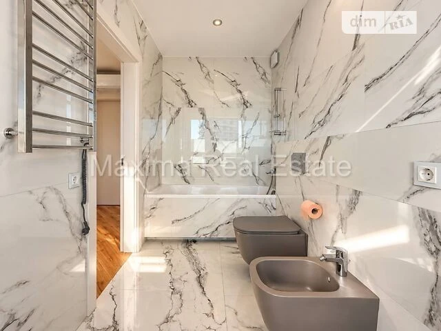 Продаж 2к квартири 75 кв. м на просп. Голосіївський 76 • ID