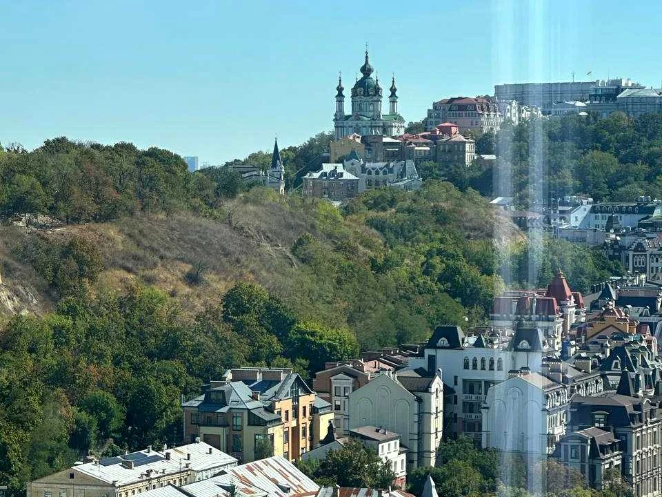 Квартира. Київ, Глибочицька вул.