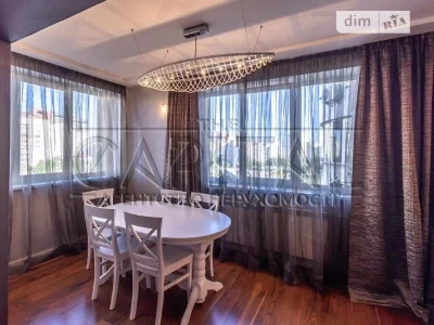 Продаж 4к квартири 202 кв. м на вул. пр-т Володимира Івасюка