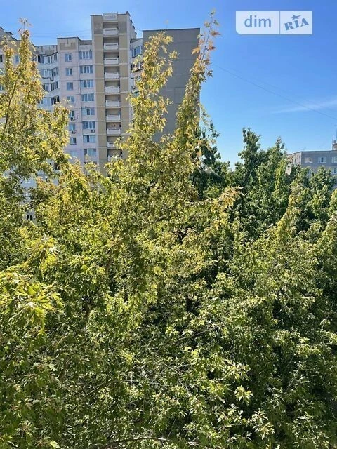Продаж 2к квартири 46 кв. м на просп. Лісовий 33 • ID 348397