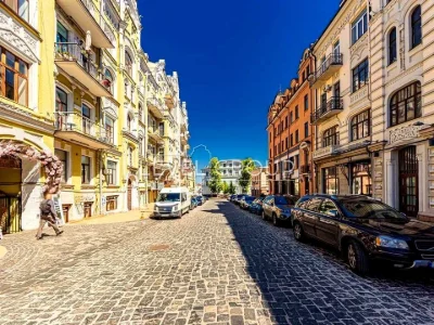 Квартира. Київ, Андріївський узвіз