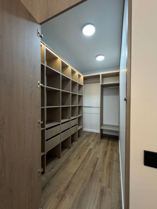 Терміново продам 2к квартиру в центрі Івано-Франківська, дер