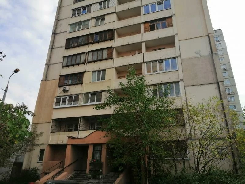 2-room apartment for sale 64 m², Larisa Rudenko St., 10G