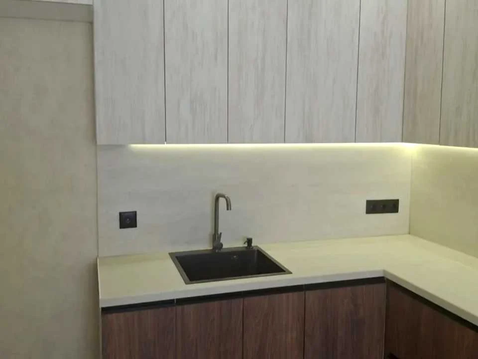 Apartment. Kharkiv, Myru St.