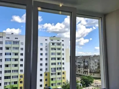 Apartment. Kharkiv, Myru St.