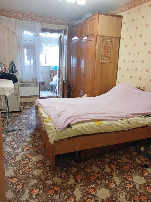 Продається 3-кімнатна квартира на Волкова (біля Обл.лікарні)