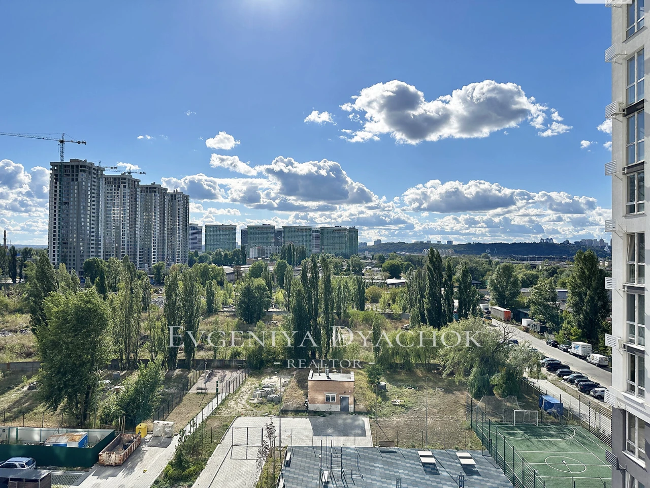 Продаж Квартира Дарницький