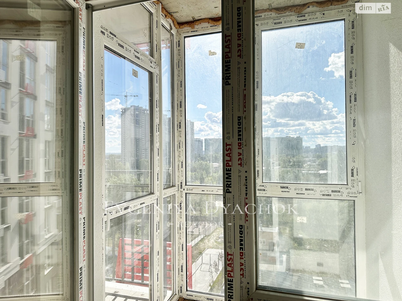Продаж Квартира Дарницький