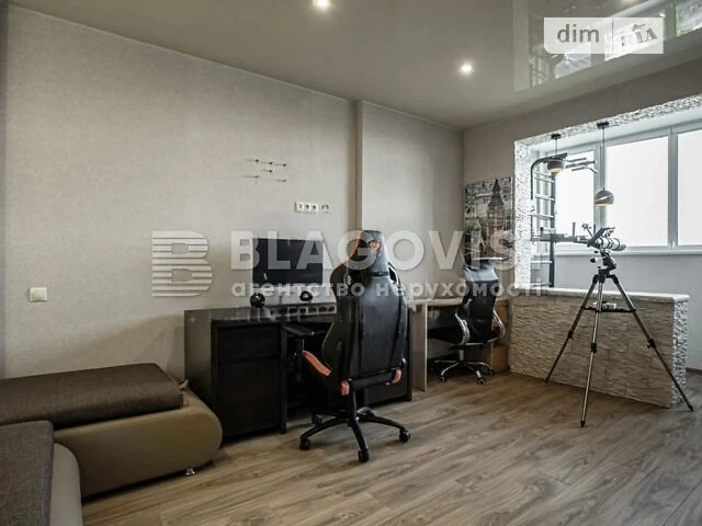 Продаж 2к квартири 71 кв. м на просп. Берестейський 5В • ID