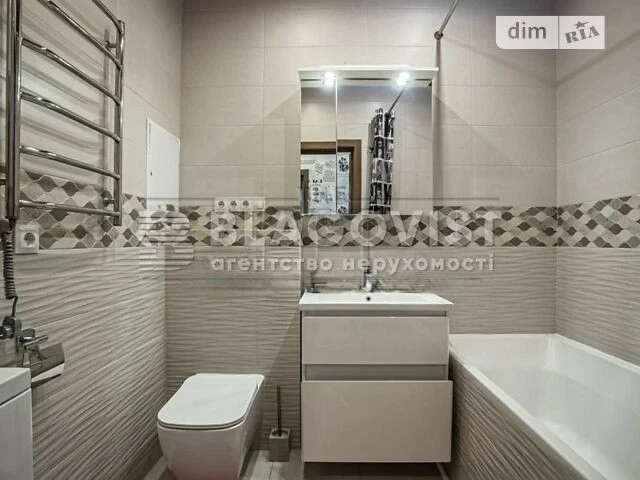 Продаж 2к квартири 71 кв. м на просп. Берестейський 5В • ID