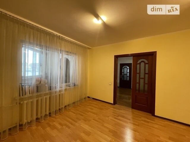 Продаж 3к квартири 83.7 кв. м на вул. Драгоманова 23 • ID 34