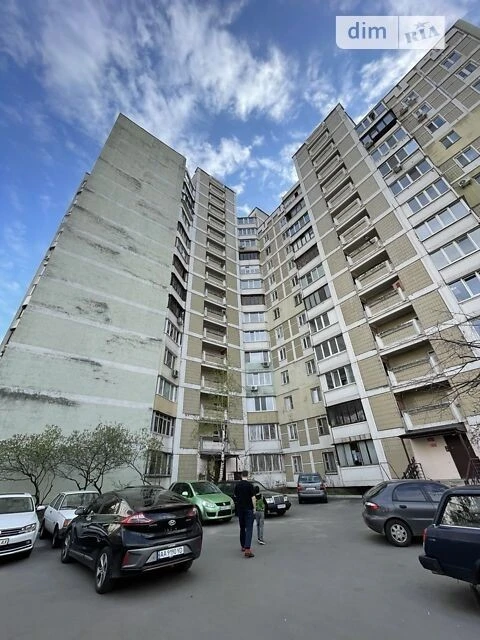 Продаж 3к квартири 83.7 кв. м на вул. Драгоманова 23 • ID 34
