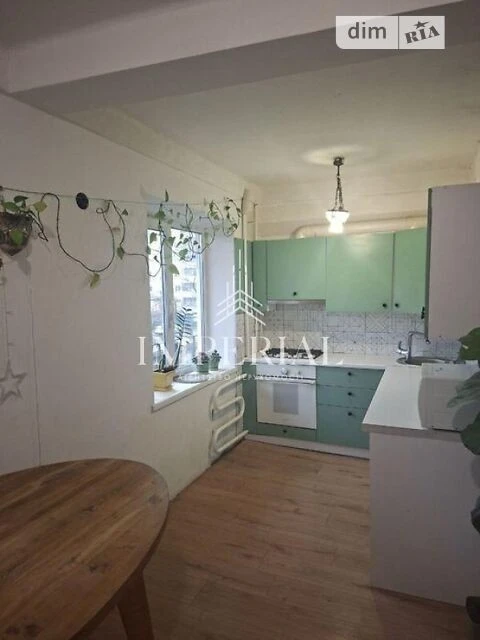 Продаж 3к квартири 60 кв. м на наб. Дніпровська 9А • ID 3483