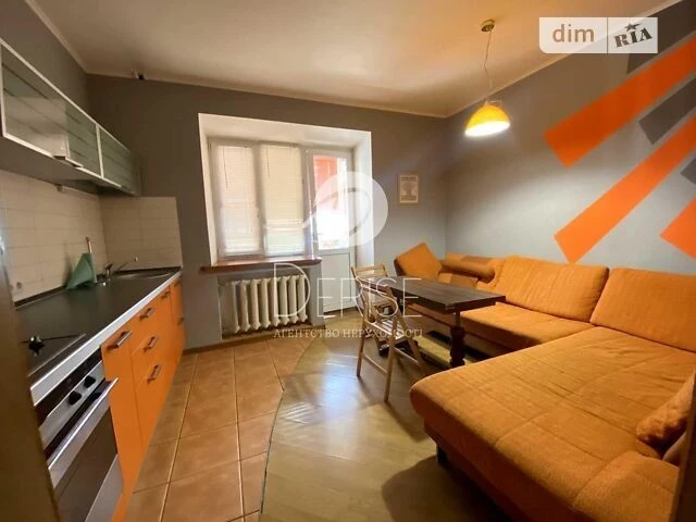 Продаж 1к квартири 49 кв. м на вул. Вишняківська 9 • ID 3483