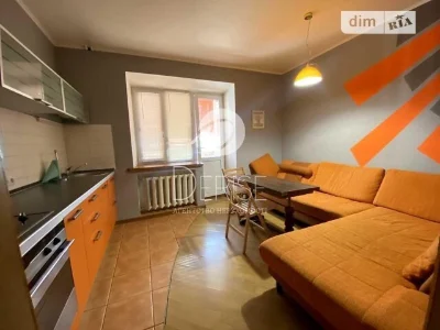 Продаж 1к квартири 49 кв. м на вул. Вишняківська 9 • ID 3483