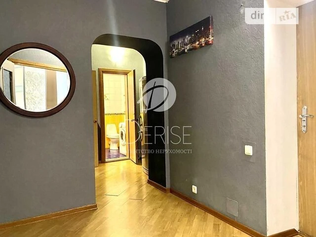 Продаж 1к квартири 49 кв. м на вул. Вишняківська 9 • ID 3483