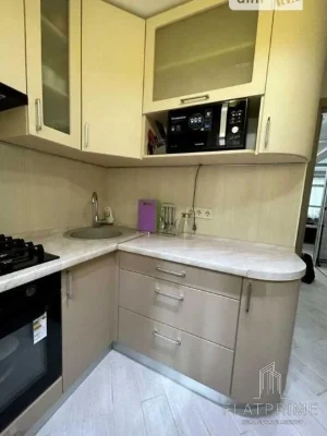 Продаж 2к квартири 41 кв. м на вул. Родини Глаголєвих 22А •