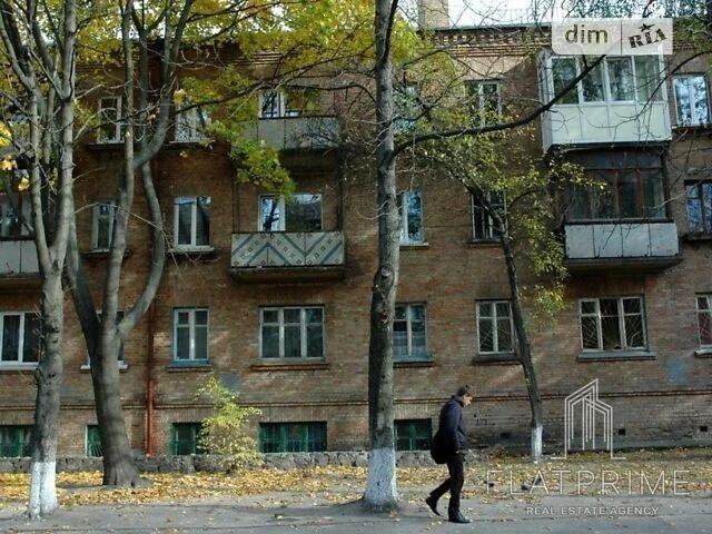 Продаж 2к квартири 41 кв. м на вул. Родини Глаголєвих 22А •