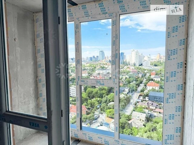 Продаж 3к квартири 95.38 кв. м на вул. Андрія Верхогляда 30