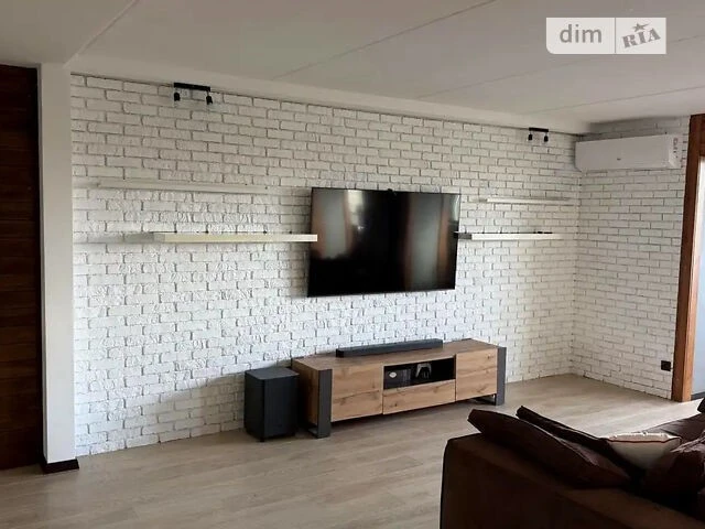 Продаж 3к квартири 85 кв. м на вул. Степана Рудницького 9 ко