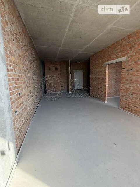 Продаж 1к квартири 56 кв. м на вул. Звіринецька 70А • ID 348