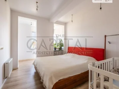 Продаж 2к квартири 83 кв. м на вул. Бузька 8, кв. 34 • ID 34