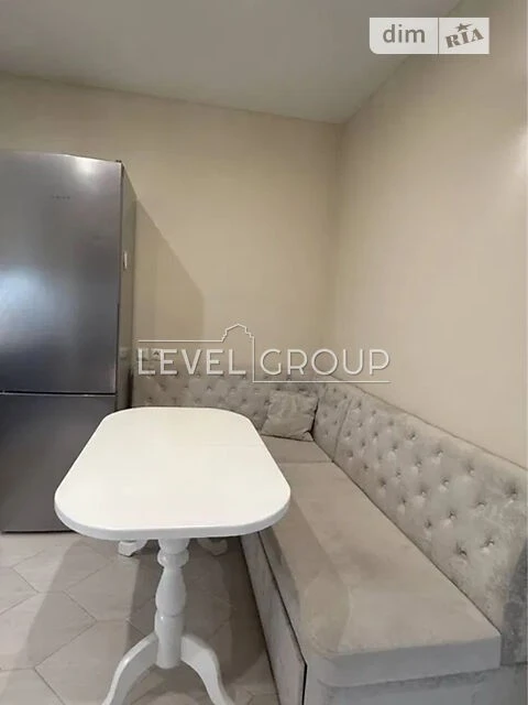 Продаж 2к квартири 50 кв. м на вул. Юнацька • ID 34838624