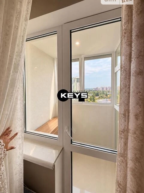 Продаж 2к квартири 74 кв. м на вул. Івана Виговського 10Ж •