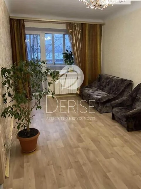 Продаж 2к квартири 46 кв. м на узвіз Печерський 17 • ID 3483