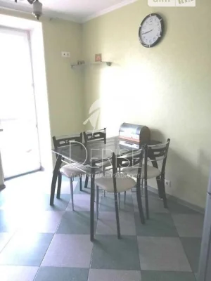 Продаж 3к квартири 95 кв. м на вул. Шовковична 29 • ID 34839
