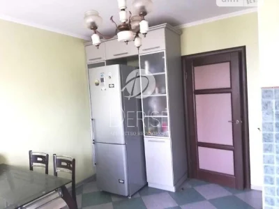Продаж 3к квартири 95 кв. м на вул. Шовковична 29 • ID 34839