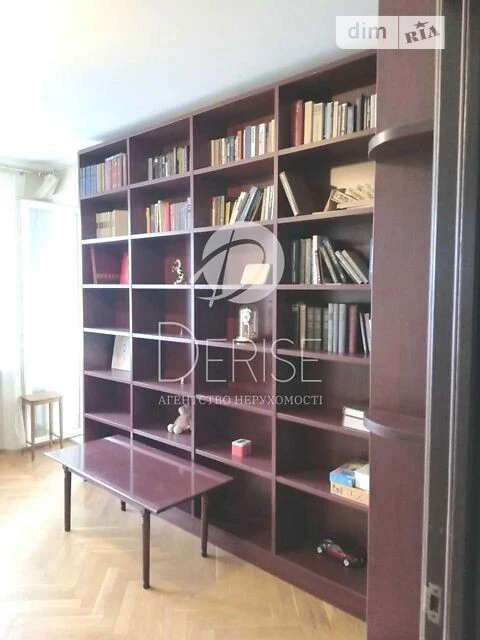 Продаж 3к квартири 95 кв. м на вул. Шовковична 29 • ID 34839
