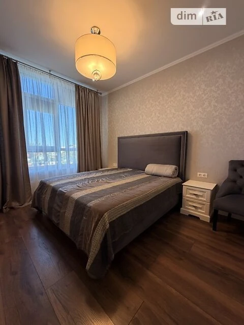 Продаж 2к квартири 70.2 кв. м на вул. Маккейна Джона 7 • ID