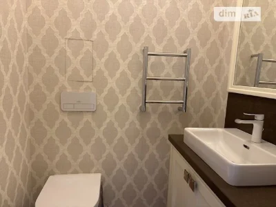 Продаж 2к квартири 70.2 кв. м на вул. Маккейна Джона 7 • ID