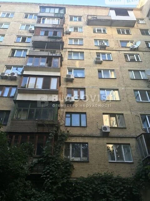 Продаж 3к квартири 96 кв. м на просп. Лобановського 96 • ID
