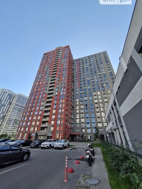Продаж 1к квартири 47.3 кв. м на вул. Олександра Олеся 10 •