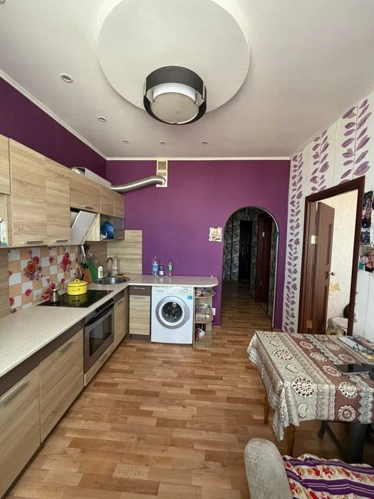 продажа 2 комн  новый дом Бувалкина/Сахарова  ремонт и мебел