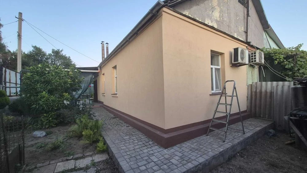 *ПРОДАЖ частини будинку, Заводський район, по вул. Оптимісти
