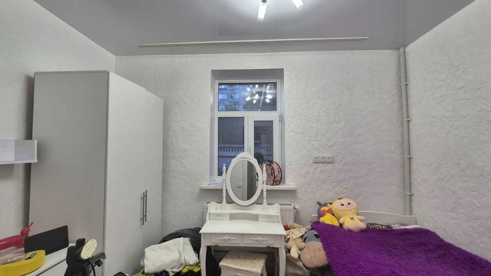 *ПРОДАЖ частини будинку, Заводський район, по вул. Оптимісти