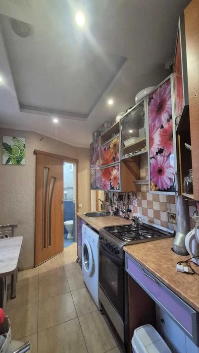 *ПРОДАЖ частини будинку, Заводський район, по вул. Оптимісти