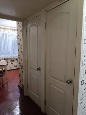 Продам 2 кімнатну квартиру в Центрі.