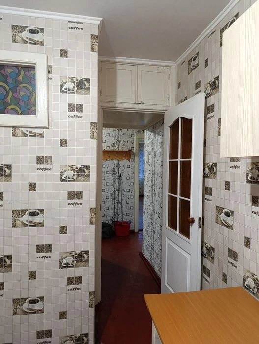 Продам 2 кімнатну квартиру в Центрі.