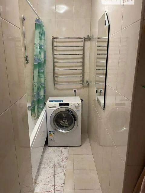 Продаж 2к квартири 71 кв. м на просп. Соборності 30 • ID 348